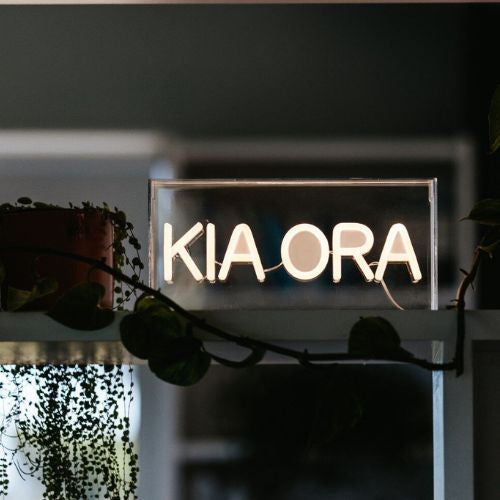 Kia Ora Neon Light