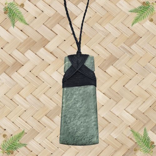 NZ Greenstone Toki Light Pendant - 75mm