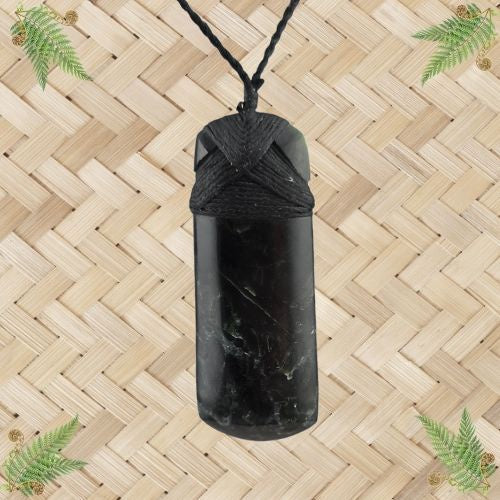 NZ Greenstone Toki Pendant - 75mm