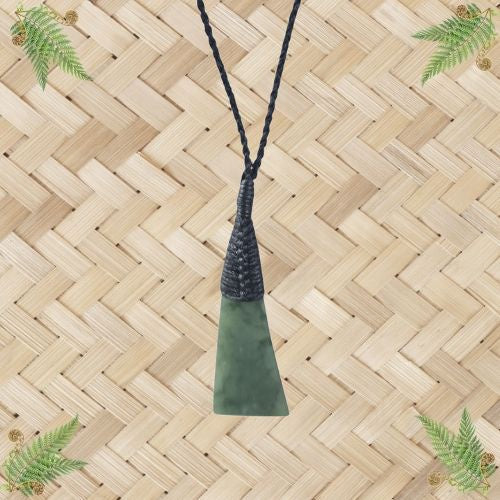 NZ Greenstone Ridge Bound Toki Pendant - 40mm