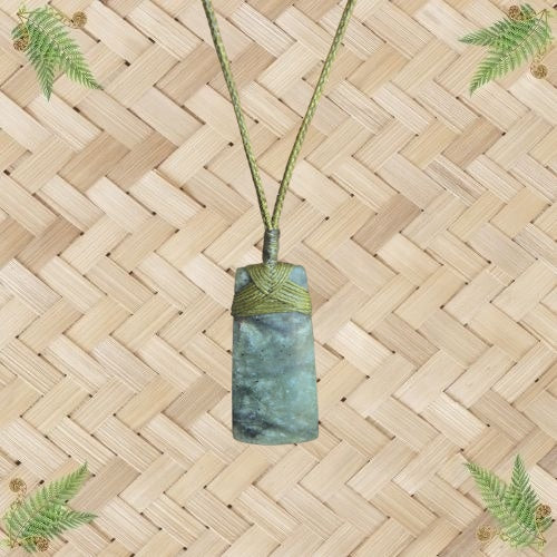 NZ Greenstone Toki Pendant with Green Lashing - 48mm