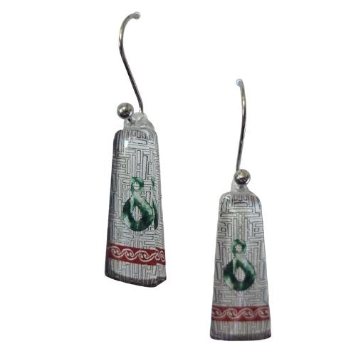 Pikorua Pattern Earrings - White