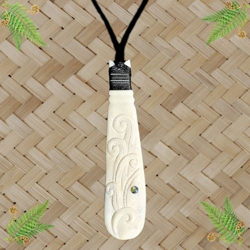 Bone Engraved Patu with Frond Pendant - 154mm