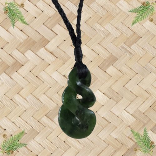 NZ Greenstone Double Twist Pendant - 24mm