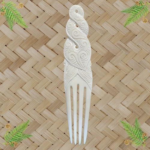 Twist Koru Engraved Bone Heru - 162mm