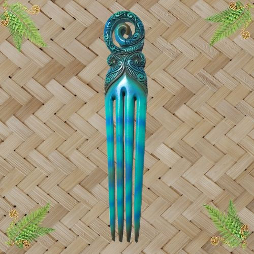Koru Engraved Painted Bone Heru - 165mm