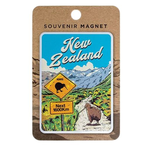 Kiwis Next 1600KM Retro Magnet