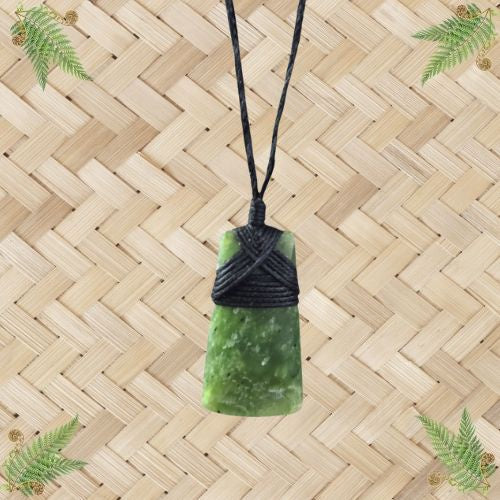 NZ Greenstone Toki Pendant - 39mm