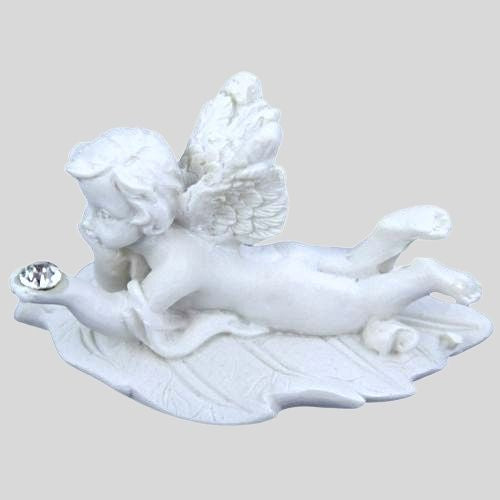 Cherub Lying on Leaf