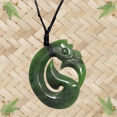 NZ Greenstone Manaia Closed Pendant - 65mm