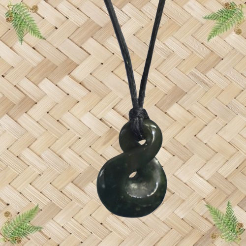 NZ Greenstone Twist Pendant - 22mm