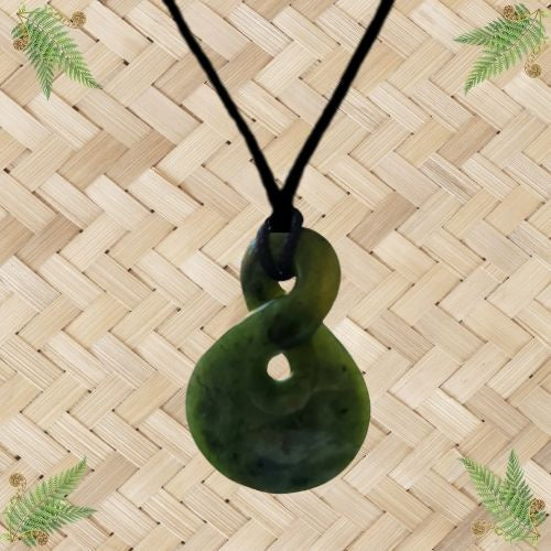 NZ Greenstone Twist Pendant - 37mm