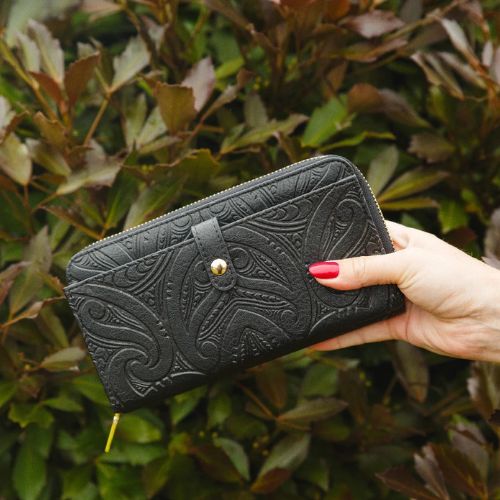Moana Road Miriama Grace-Smith Fitzroy Wallet - Black