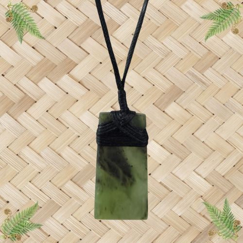 NZ Greenstone Toki Light Pendant - 45mm