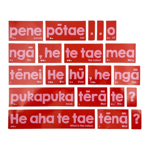 Magnetic Colours in Te Reo Māori