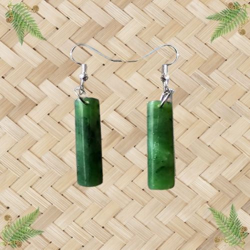 NZ Greenstone Toki Earrings - 30mm.