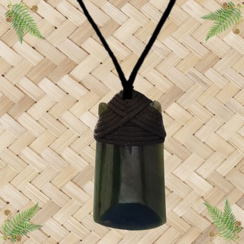 NZ Greenstone Toki Pendant - 40mm