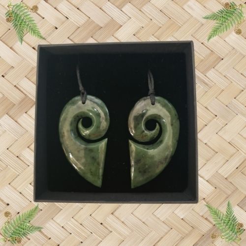 NZ Greenstone Heart Split His & Hers Pendant