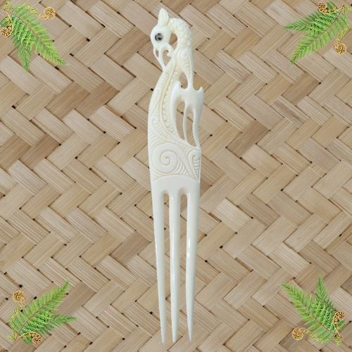 Manaia Engraved Bone Heru - 150mm