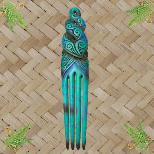 Twist Koru Engraved Painted Bone Heru - 165mm