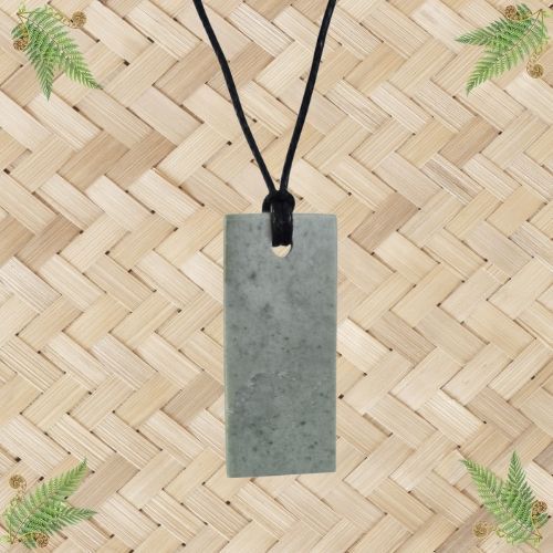 NZ Greenstone Toki Pendant - 38mm
