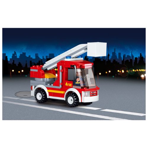 Sluban Fire Helicopter with Built-in Crane & 2 Fire Fighters Sluban Fire Helicopter with Built-in Crane & 2 Fire Fighters