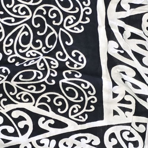 Sarong Kowhaiwhai Print - Black & White