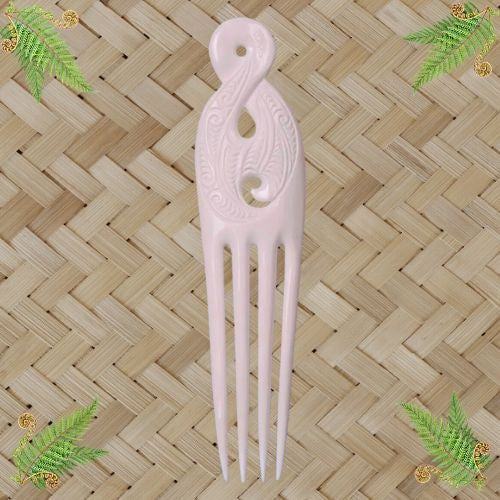 Bone Twist Engraved Heru - 170mm