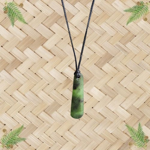 NZ Greenstone Drop Pendant - 35mm