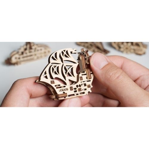 Small U-Fidgets - model ships