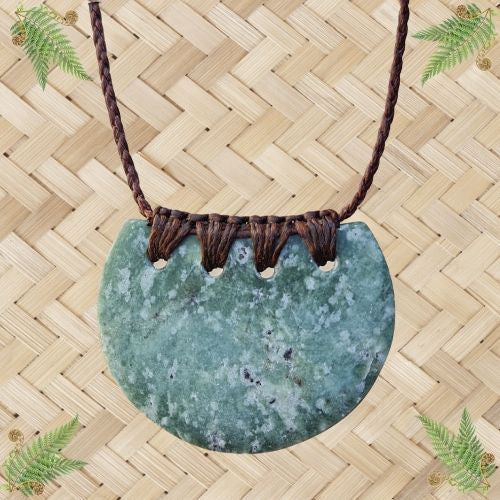 NZ Greenstone Breastplate Pendant - 43mm