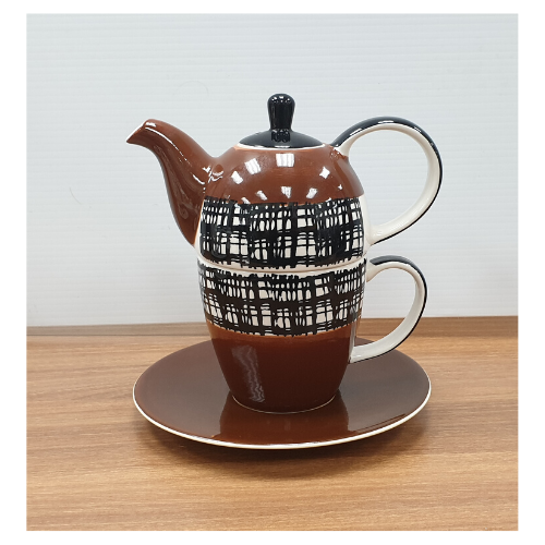 Brown/Black Graphic Tea For One